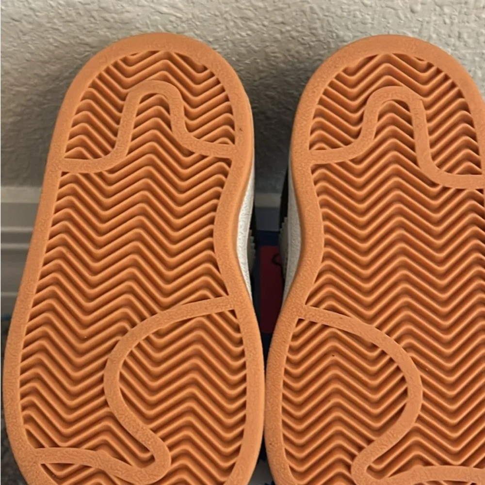 Adidas Kids Campus Black and White Sneakers - Picture 4 of 4